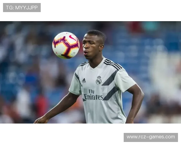 维尼修斯崛起，皇马边路新领袖？