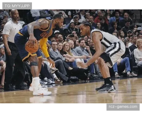 巴恩斯防守强硬展现硬汉本色，助力球队稳守防线