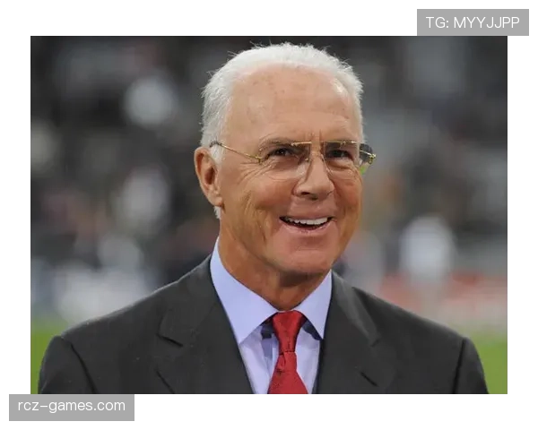 贝肯鲍尔式防守引领现代足球战术革新 实践价值日益显现