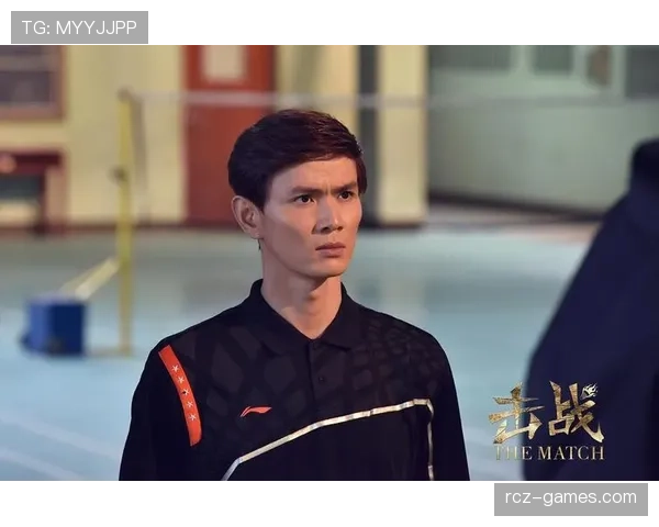 鲍春来退役后这状态，看着比打球时还松弛